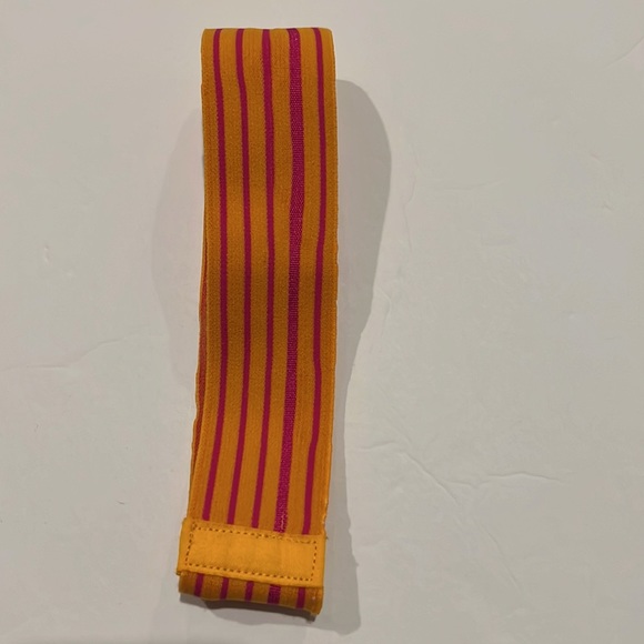 Under Armour Girls Headbands Non-Slip Blue, Purple, Orange, and Pink Bundle - Picture 11 of 11